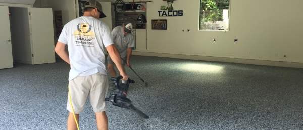 Garage Floor Coatings - Hire A Professional Or Do It Yourself?